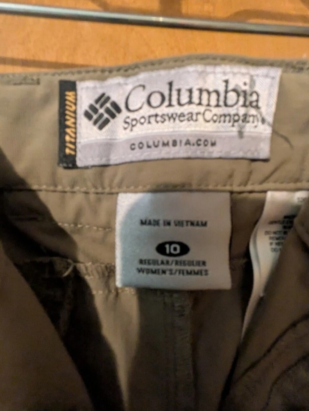 Columbia Women's Convertible Travel Pants - Taupe - Picture 5 of 6